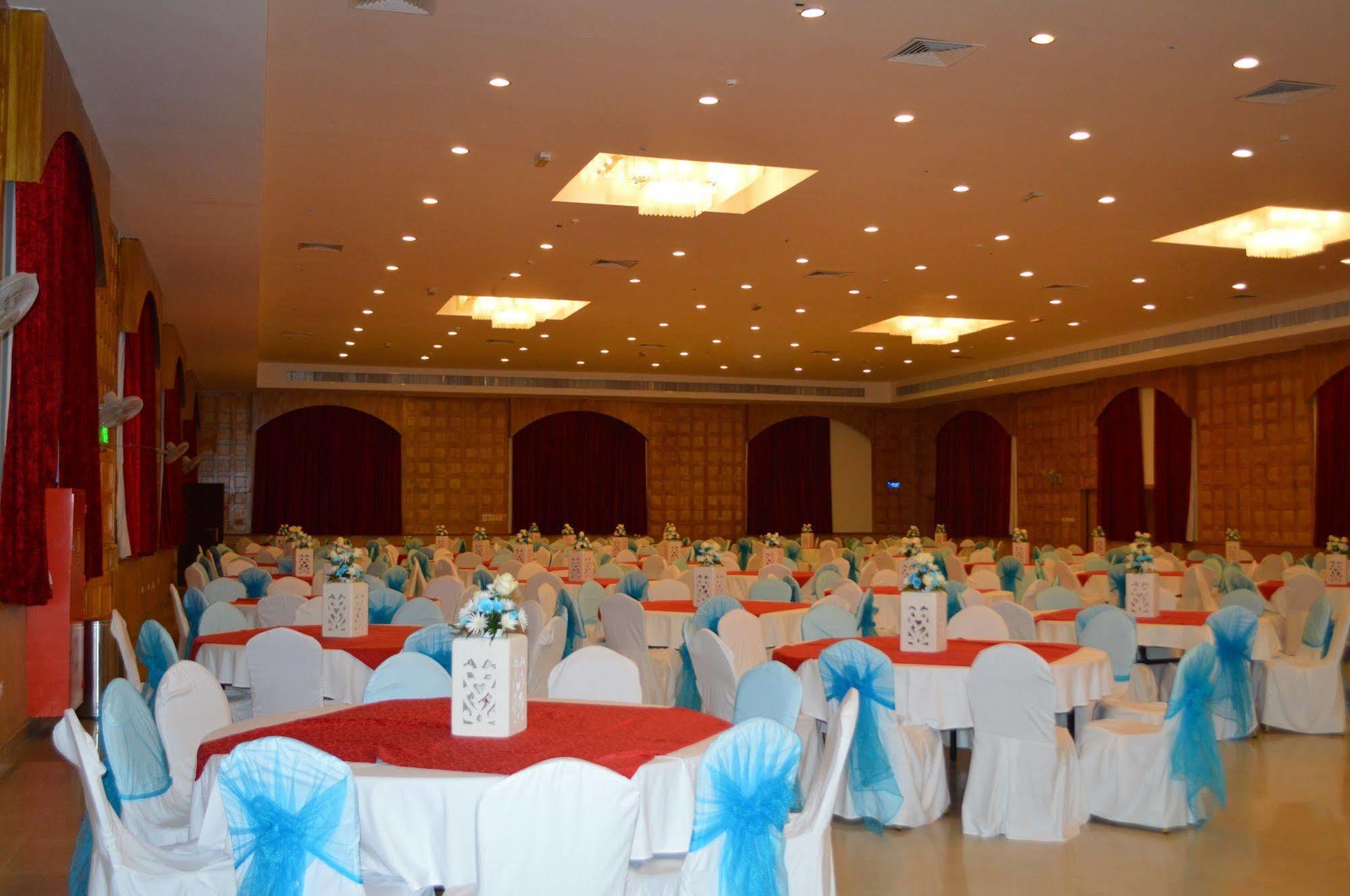 Ramee Dream Resort Seeb Luaran gambar