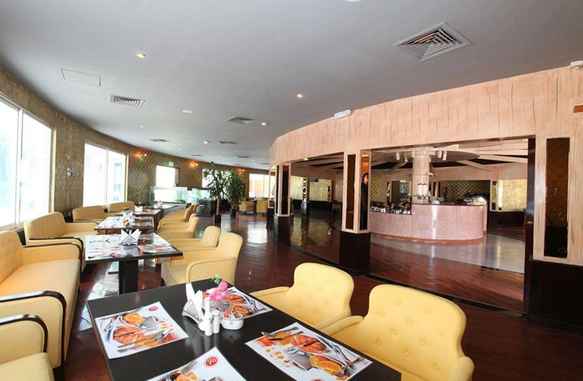 Ramee Dream Resort Seeb Luaran gambar